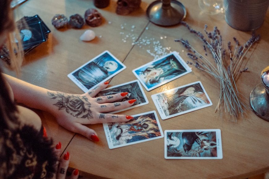 Descubre el Poder del Tarot Terapéutico